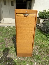 Meuble classeur à rideaux