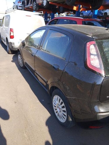 Malle hayon arriere - fiat, punto