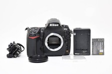 , environ 15 746 photos