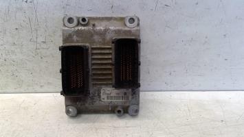 Calculateur moteur alfa romeo - calculateur,