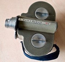 BELL & HOWELL Filmo 70  CAMERA