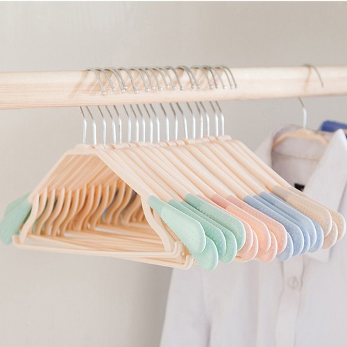 Cintres larges plastique - larges,