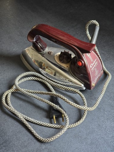 Ancien fer repasser - ancien,