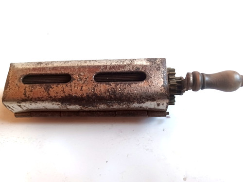 Ancienne rouleuse rouler les - a,