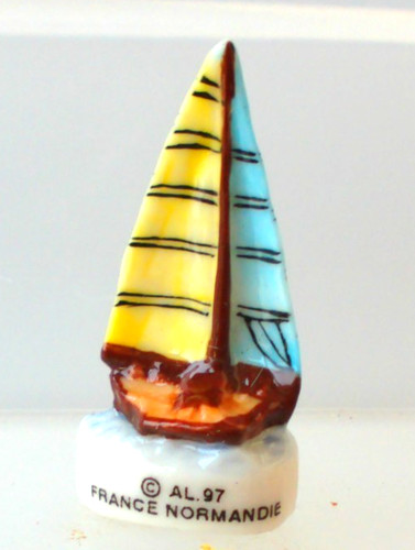 Feve bateau voilier - feve,