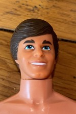 Poupée KEN Ami De Barbie