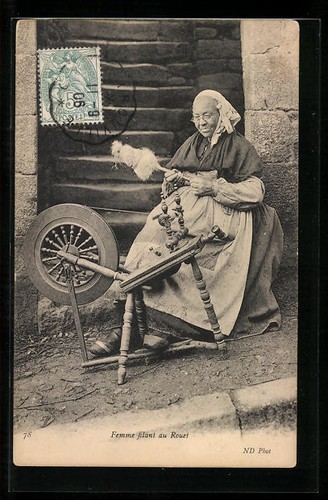 Postcard femme filant - postcard,