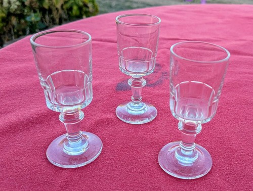 Anciens petits verres - 3,