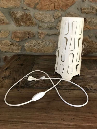 Lampe poser design - lampe, en