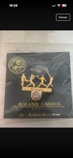 Pin’s Roland Garros Arthus Bertrand 