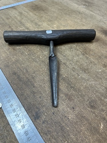 Outil ancien 19e - outil,