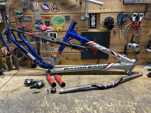 Razorback carbon mountain - k2,