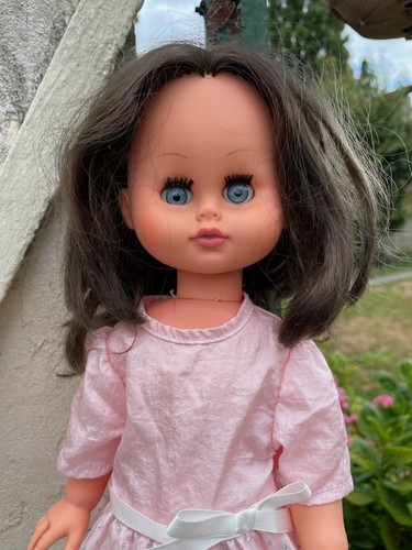 Poupee franca brune aux yeux - franca,