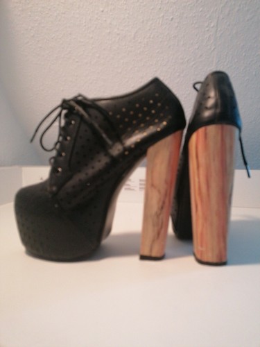Chaussures lacets sexy - à,