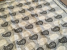 Soie Naturelle Made in France Pure Silk Black/White/Gray Paisley WOMENS Scarf