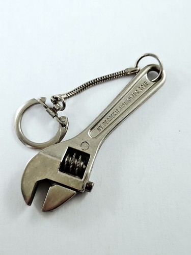 Porte cles clé molette - -,