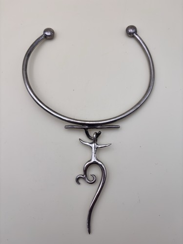 Ancien collier métal - métal, À