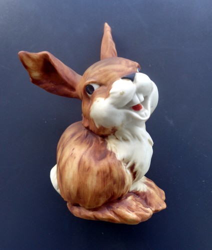 Ancien lapin biscuit - ancien, en