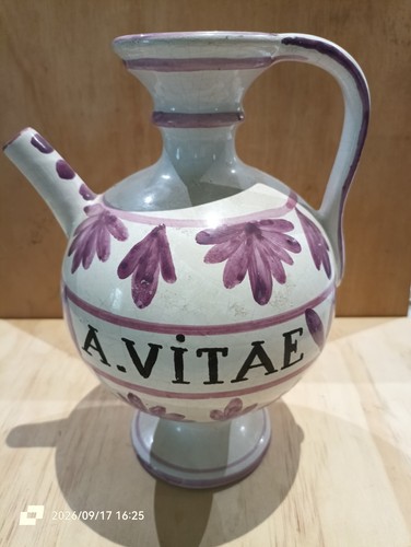Chevrette pot pharmacie - , vichy