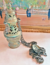 XIX SIECLE ENCENSOIR COMPLET DANS SON JUS AVEC SA CHAINE EN LAITON HAUT 110 CM