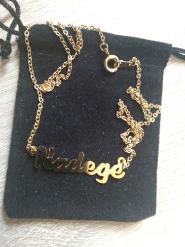 Collier ras cou prénom - le,
