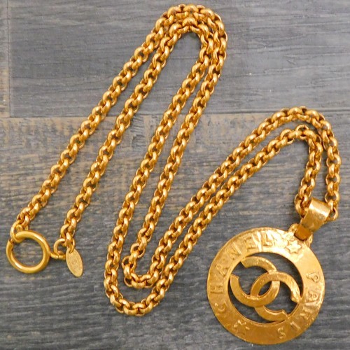 Collier pendentif vintage
