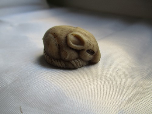 Netsuke figurine statuette - figurine,