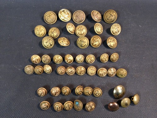 Lot anciens boutons de - de,