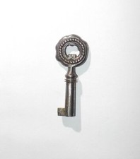 Jolie petite clé ancienne de