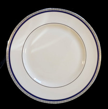 Beautiful Wedgwood Seville Dinner Plate