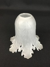 Grande tulipe en verre ou pâte de verre forme feuillage