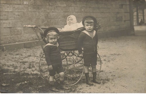 Enfant deux garçons près - deux,