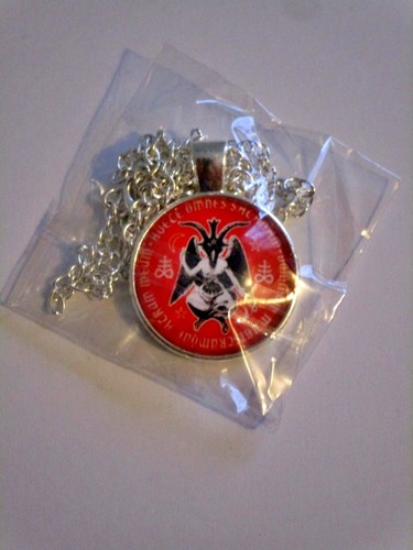 Pendentif baphomet rouge - pendentif, avec