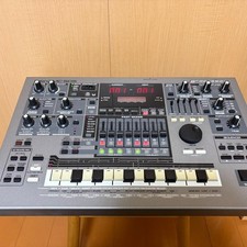 Roland MC-505 Groovebox Rhythm