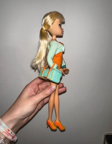 Poupee winx stella love pet - poupee,