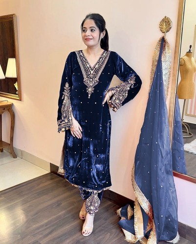Robe salwar kameez bollywood - salwar,