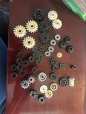 1 Lot of assorted gears for a