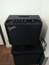 Fender Mustang LT25 