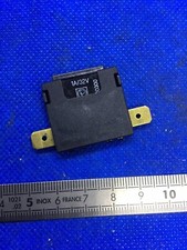 Porte fusible automobile +