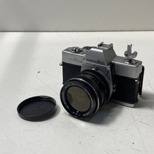 Minolta SRT100 35mm SLR Camera with Vivitar 28mm 1:2.8 Lens