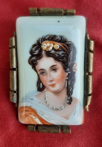 Broche ancienne porcelaine - ancienne, en