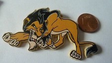  PIN'S  DISNEY /   LION  /  PLASTIQUE