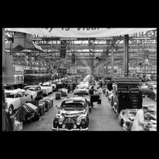 Photo A.028672 JAGUAR MK2 ASSEMBLY LINE 1964