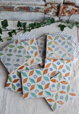 8 ANCIENS CARREAUX EN TERRE