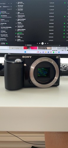 Sony nex mirrorless - f3, camera