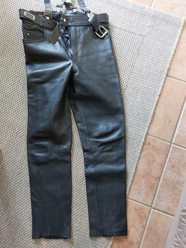 Pantalon moto cuir - de,