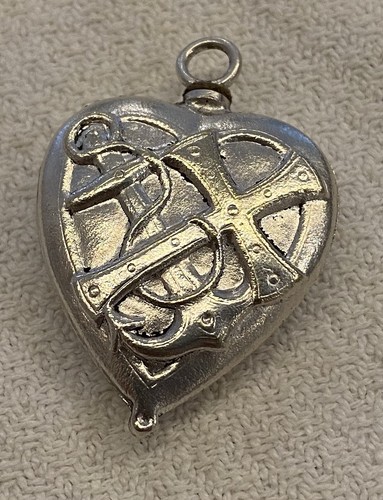 Rare pendentif religieux