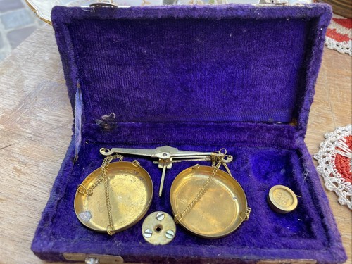 Ancien trébuchet coffret - trébuchet,