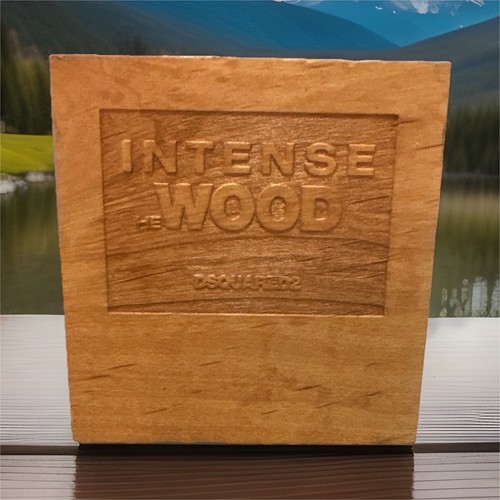 Dsquared2 intense wood - wood, candle