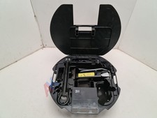 Renault Clio MK3 05-12 Tool Kit in Plastic Case Holder Jack Tow Eye Brace